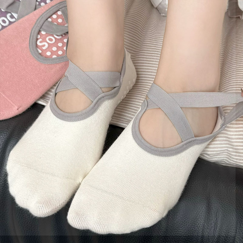 ถุงเท้าโยคะสำหรับผู้หญิงมืออาช - Yoga Dance & Fitness Center Llc บทวิจารณ์และราคา