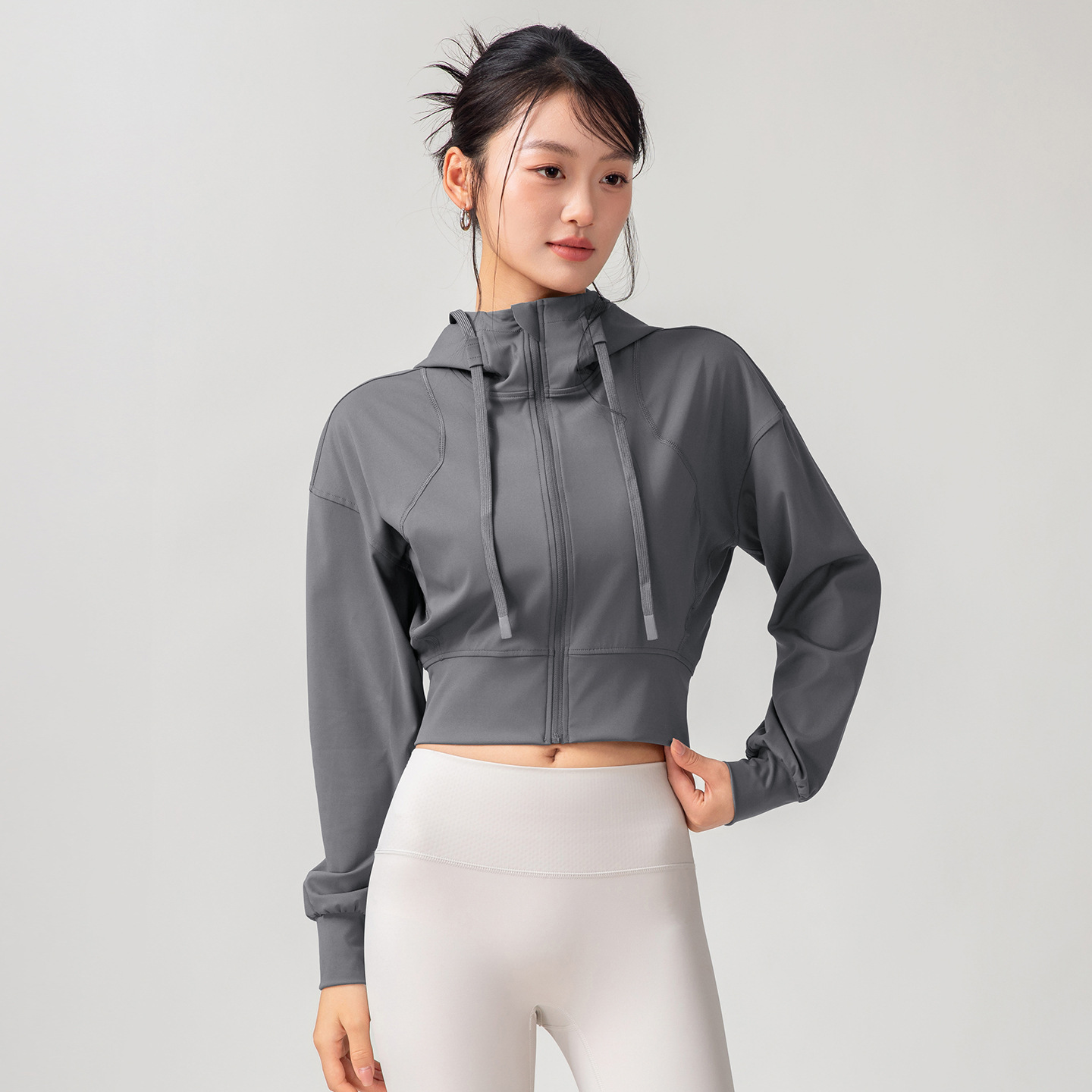 เสื้อโยคะผู้หญิงสีพื้น แขนยาว  - Yoga & Fitness With Faye The Well Being Studio Abbots Langley บทวิจารณ์และราคา